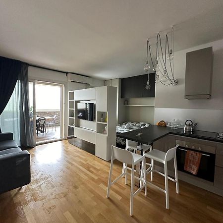 ローマModern Loft Privateアパートメント エクステリア 写真